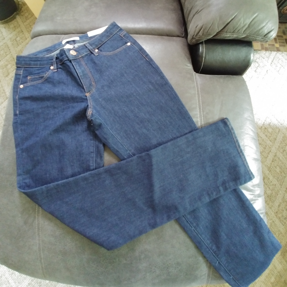 LOFT Curvy Straight Jeans